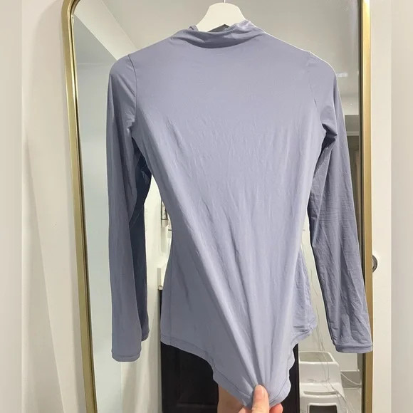 Skims mock neck long-sleeve top in a periwinkle size medium - Picture 2 of 6